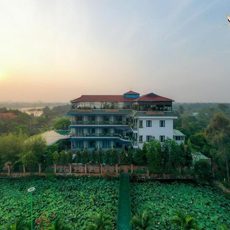 胡志明市 Khu Nghi Duong Huong Sen - Binh My, Cu Chi酒店 外观 照片